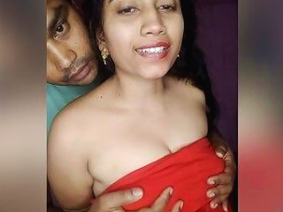 Sexy Desi Bhabhi Hot Cam Show
